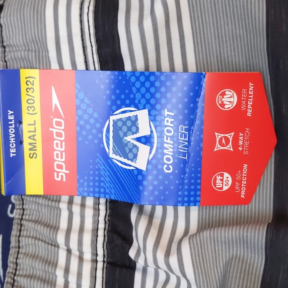 Speedo Tech Volley Shorts NWT Men's Size S Comfort Liner UPF 50+Stretch … - Picture 7 of 13